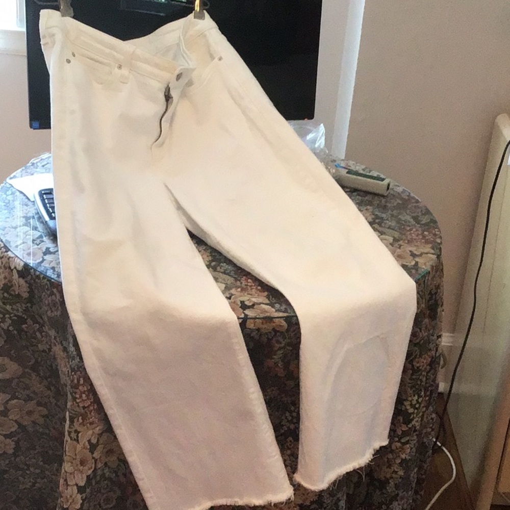 White joe’s jeans